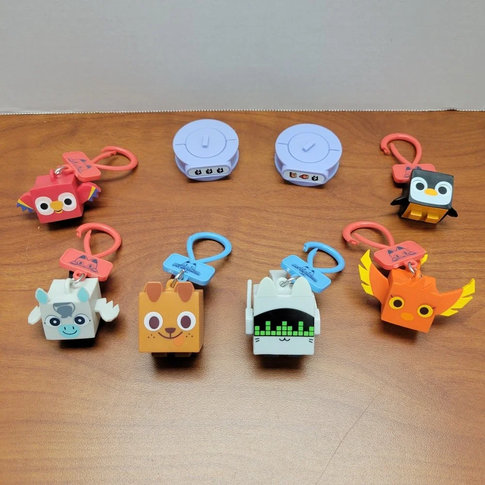 Pet Simulator X lot of 6‎ keychain / backpack clip on